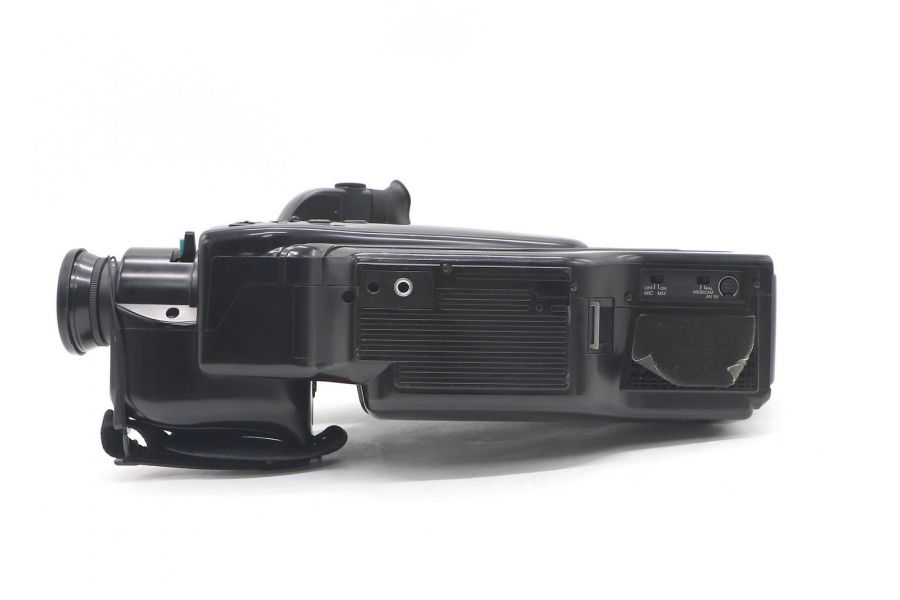 Видеокамера Hitachi VM-2380E