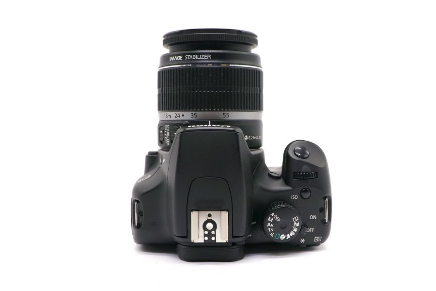 Canon EOS 1000D kit (пробег 8355 кадров)