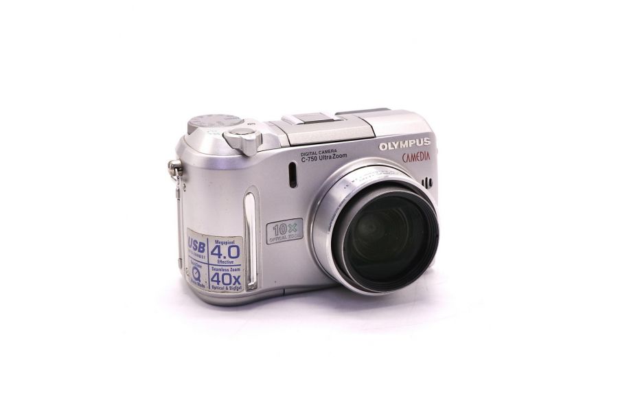 Компактная камера Olympus C-750 Ultra Zoom Camedia