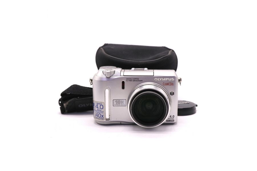 Компактная камера Olympus C-750 Ultra Zoom Camedia
