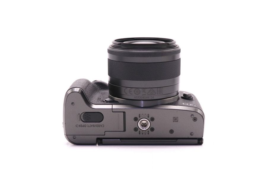Canon EOS M5 Kit (пробег 32585 кадров)