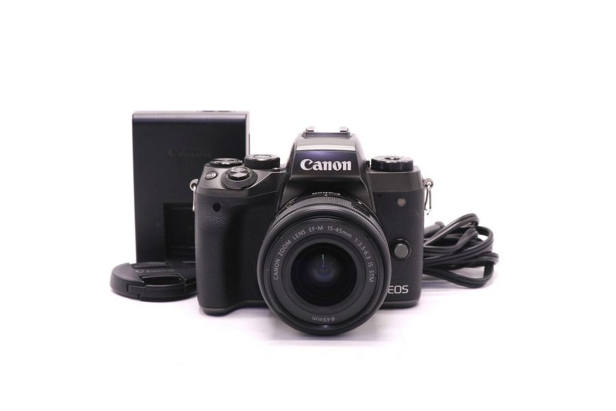 Canon EOS M5 Kit (пробег 32585 кадров)