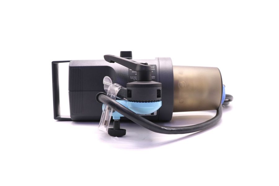 Генераторная голова Broncolor Pulso G 3200J в упаковке