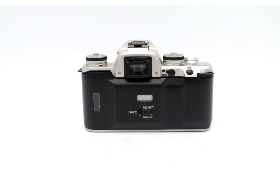 Pentax MZ-5N Quartz Date body в упаковке неисправный