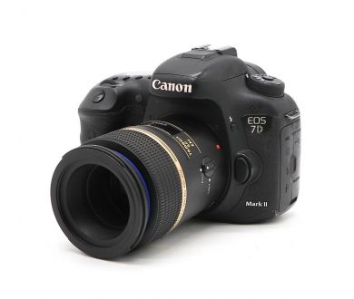 Canon EOS 7D kit 90mm f/2.8 Di Macro 1:1