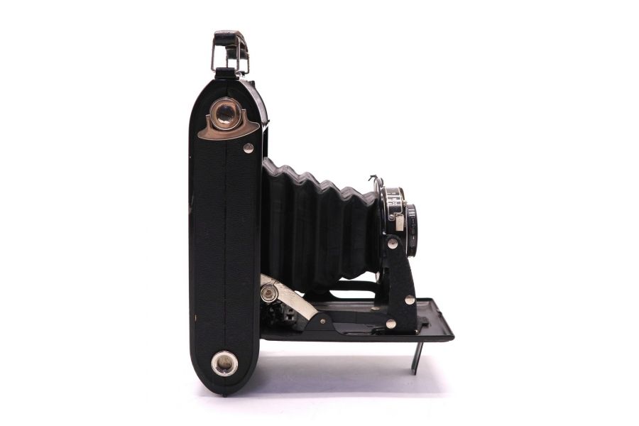 Voigtlander Bessa + Voigtar 7,7/105mm Germany