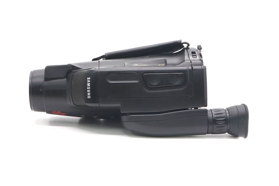 Корейская кассетная видеокамера Samsung VP-K70 