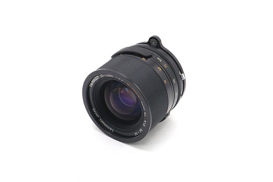 Tamron 35-70mm f/3.5 CF Macro Adaptall-2 (17A) M42