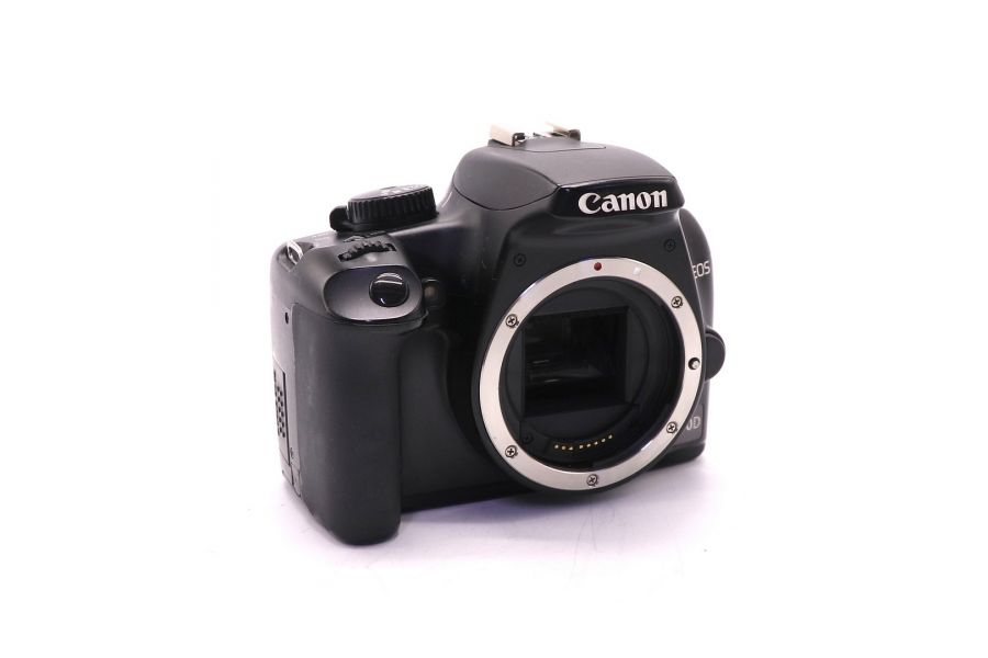 Фотокамера Canon EOS 1000D body (пробег 30140 кадров)
