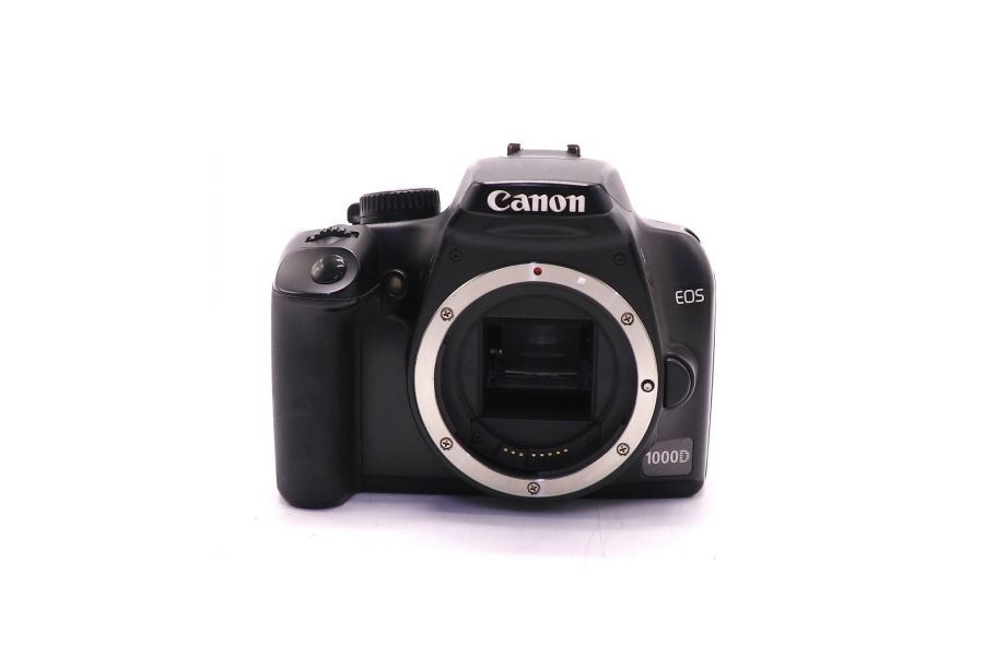 Фотокамера Canon EOS 1000D body (пробег 30140 кадров)