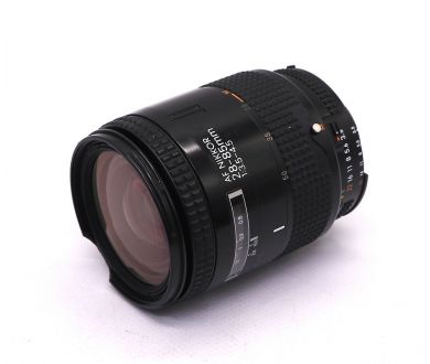 Nikon 28-85mm f/3.5-4.5 AF Nikkor (Japan 1987) 