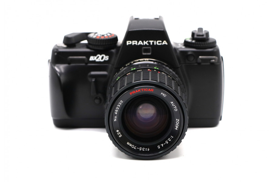 Praktica BX20S + Prakticar 35-70mm f/3.5-4.5 MC Auto Zoom