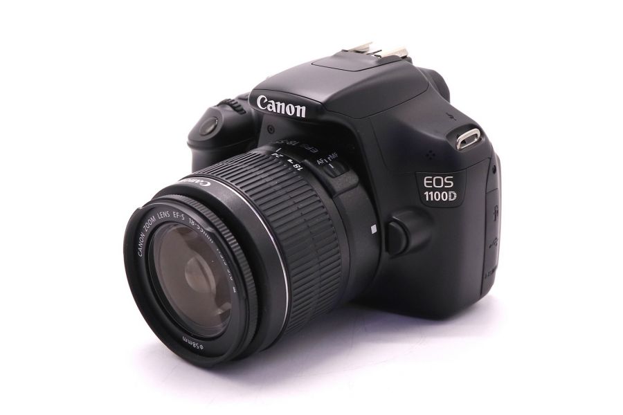 Canon EOS 1100D kit в упаковке (пробег 300 кадров)