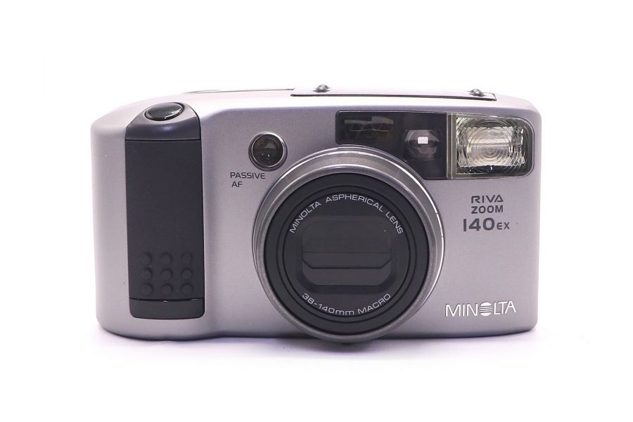 Minolta Riva Zoom 140EX в упаковке 