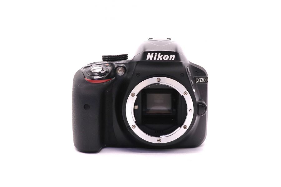 Nikon D3300 body (пробег 17685 кадров)