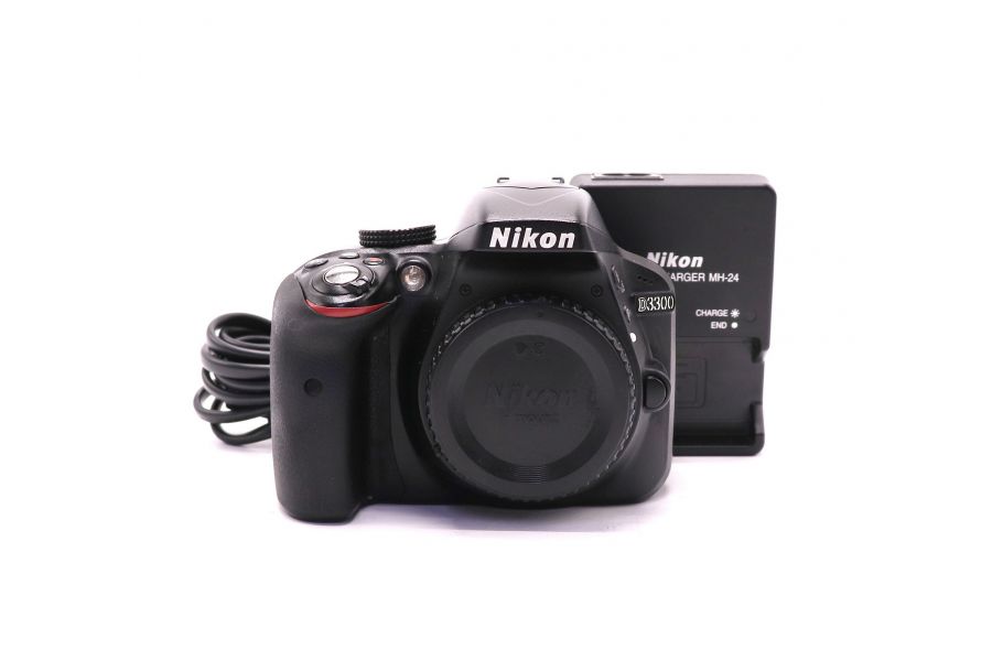 Nikon D3300 body (пробег 17685 кадров)