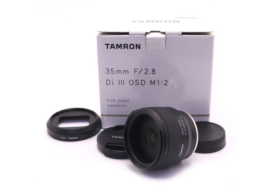 Tamron 35mm F/2.8 Di III OSD (F053) в упаковке
