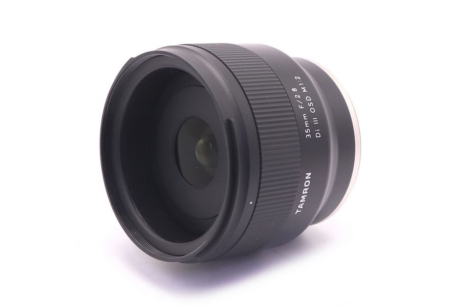 Tamron 35mm F/2.8 Di III OSD (F053) в упаковке