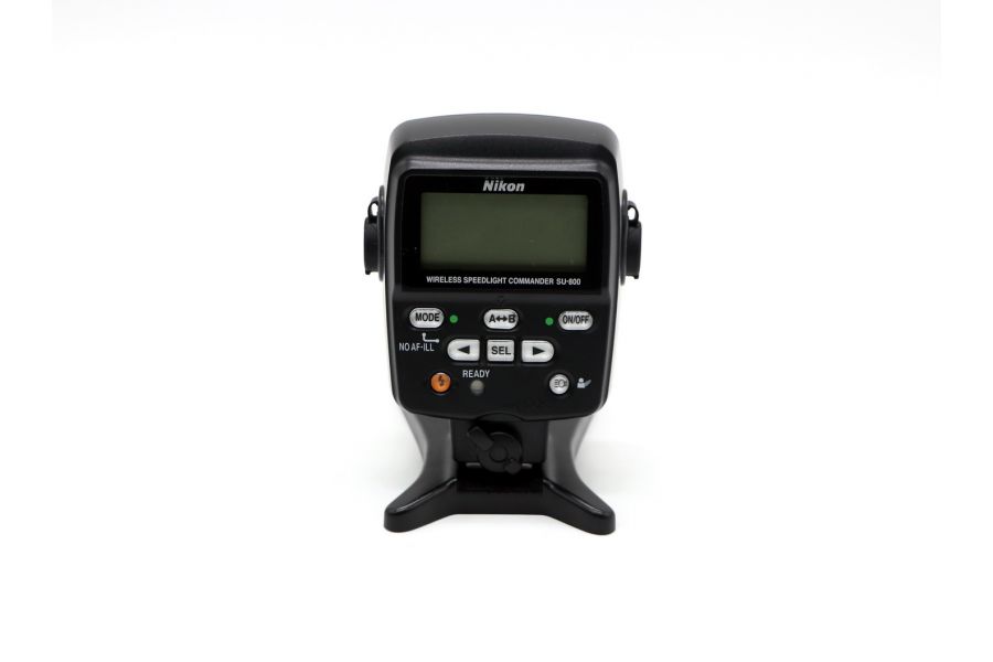 Набор для макросъемки со вспышками Nikon Close-UP Speedlight Commander Kit R1C1