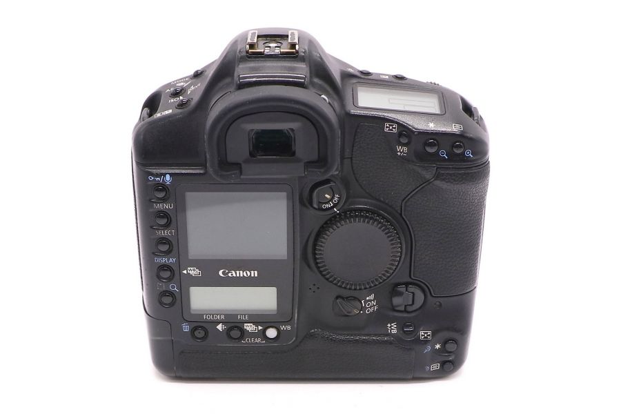 Canon EOS 1D Mark II body (пробег 263790 кадров)