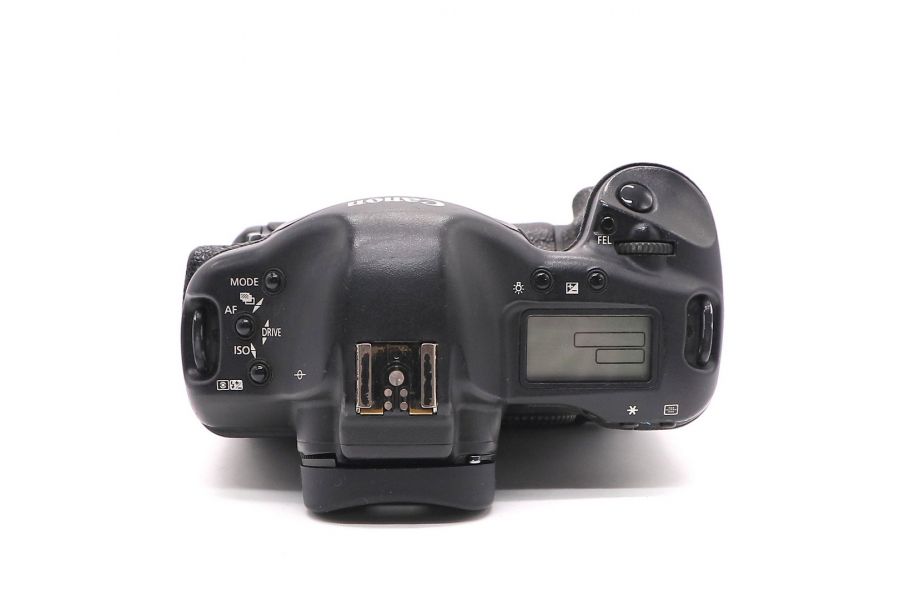 Canon EOS 1D Mark II body (пробег 263790 кадров)