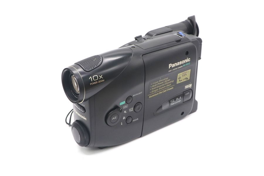 Видеокамера Panasonic NV-R10E