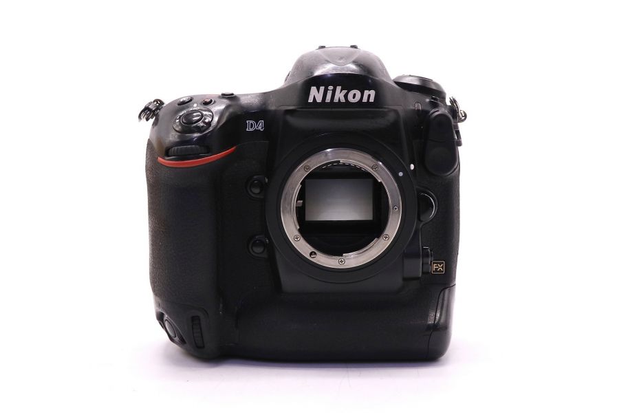 Nikon D4 body в упаковке (пробег 192255 кадров)