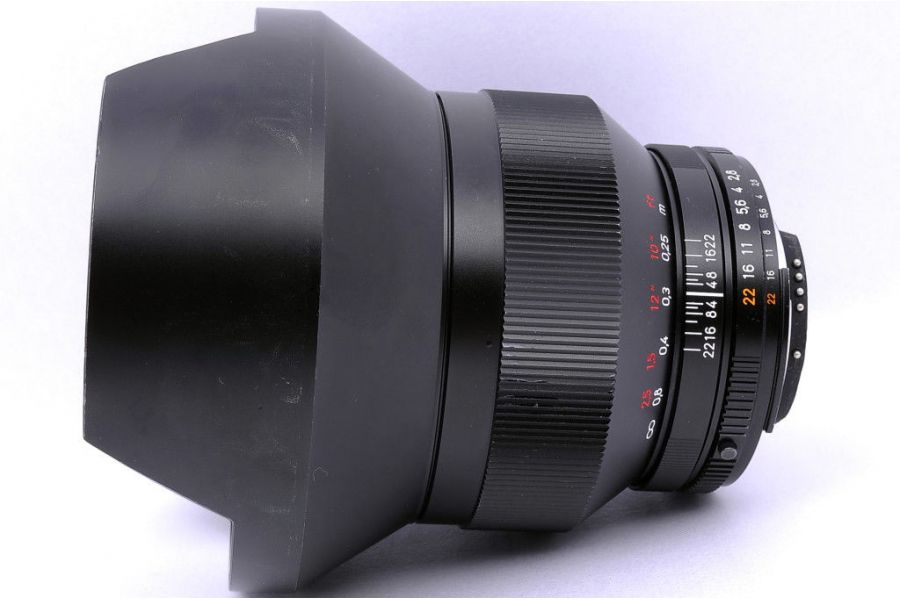 Distagon T* 2.8/15 ZF2 Carl Zeiss