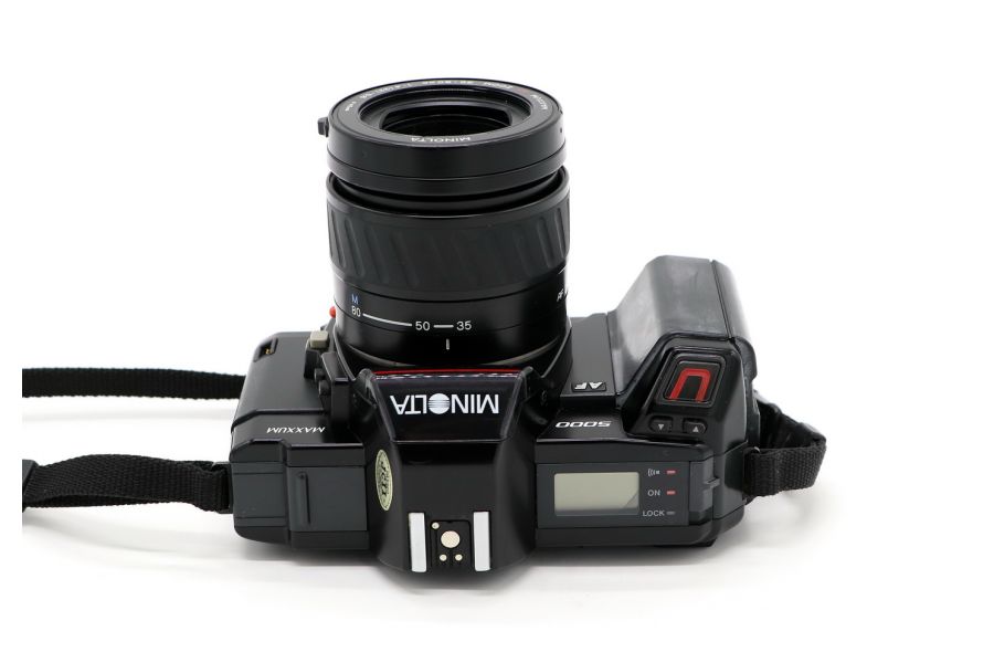 Зеркальный фотоаппарат Minolta Maxxum 5000 kit