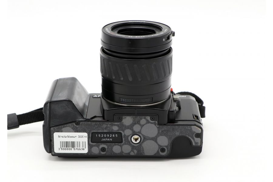 Зеркальный фотоаппарат Minolta Maxxum 5000 kit