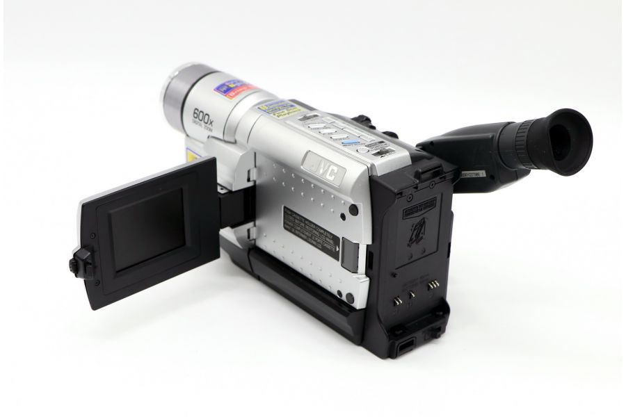 Видеокамера JVC GR-FXM270A