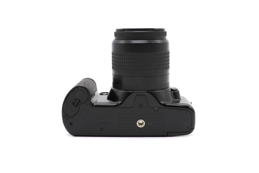 Canon EOS 3000 kit фотокамера с байонетом Canon EF