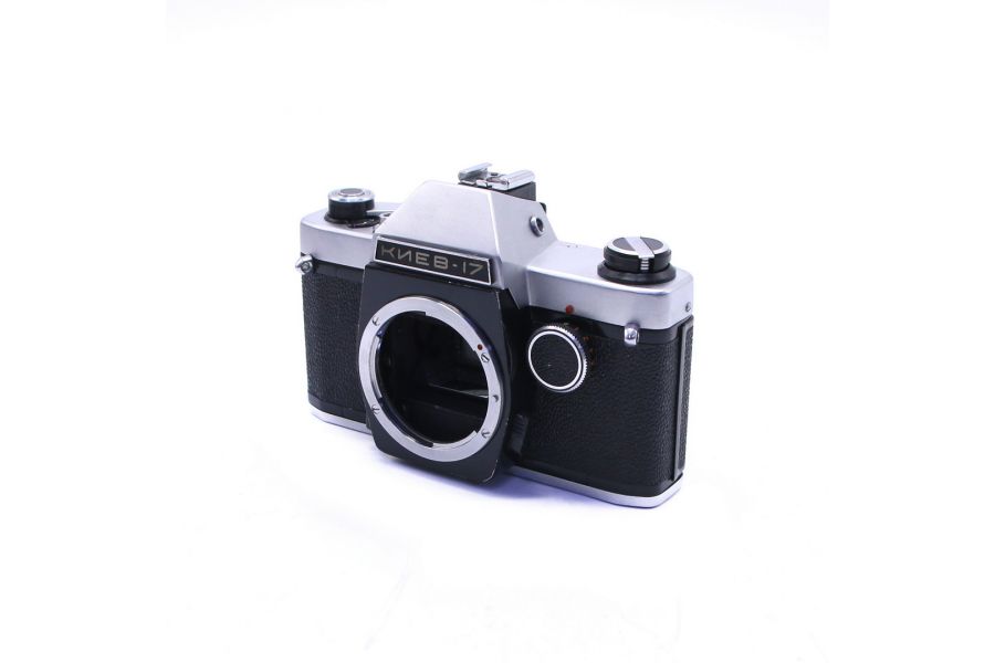 Советский зеркальный фотоаппарат Киев 17 body
