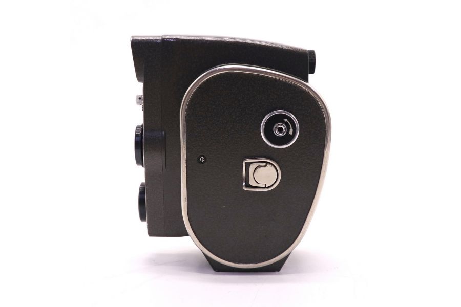 Любительская узкоплёночная кинокамера Кварц-2м 