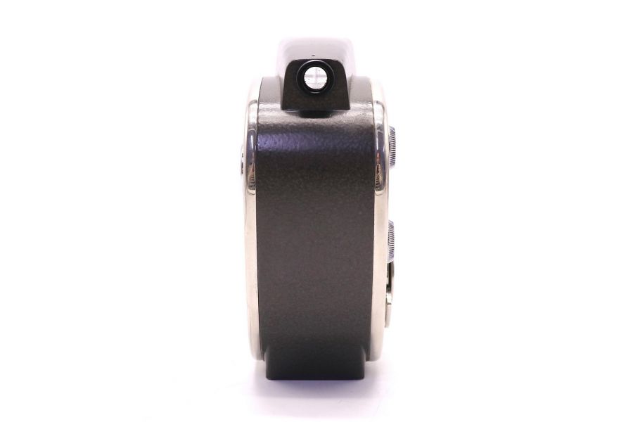 Любительская узкоплёночная кинокамера Кварц-2м 