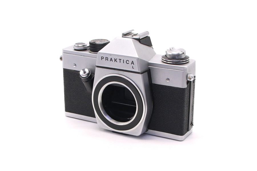 Praktica L body (Germany, 1969)