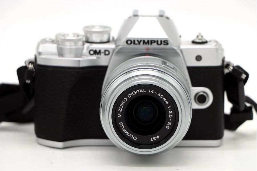 Olympus OM-D E-M10 Mark III kit silver