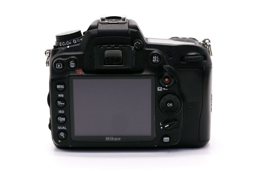 Nikon D7000 body (пробег 36075 кадров)