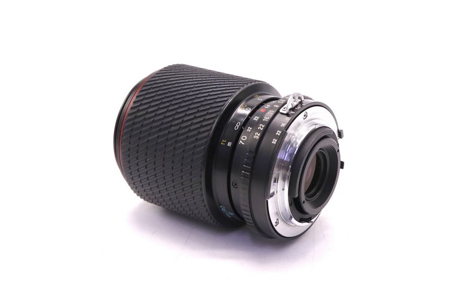 Tokina SD 70-210mm f/4-5.6 Nikon F