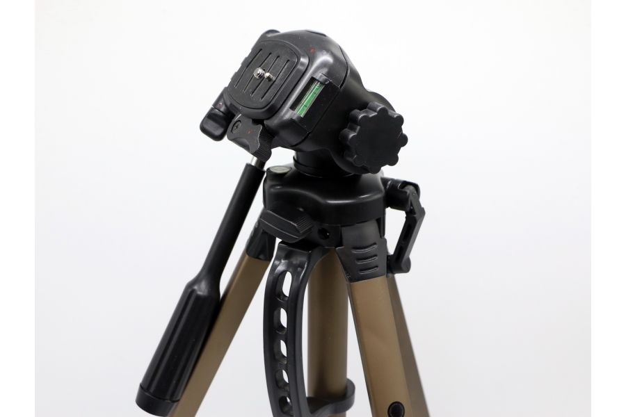 Штатив Continent A2