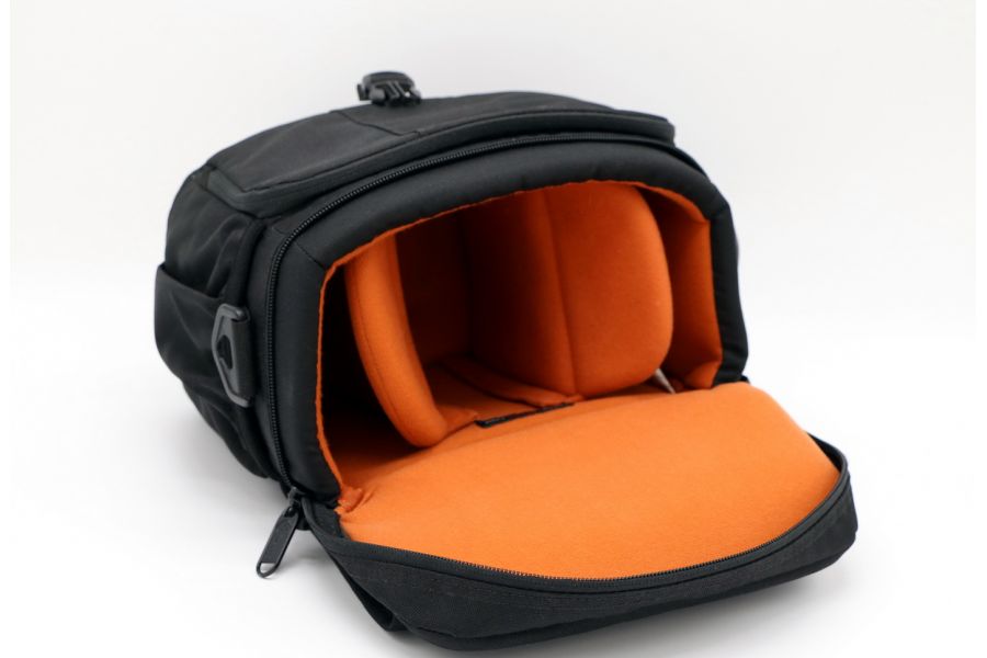 Сумка LowePro Adventura 170