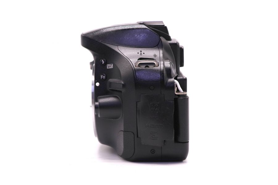 Nikon D5200 body б/у (неисправен)