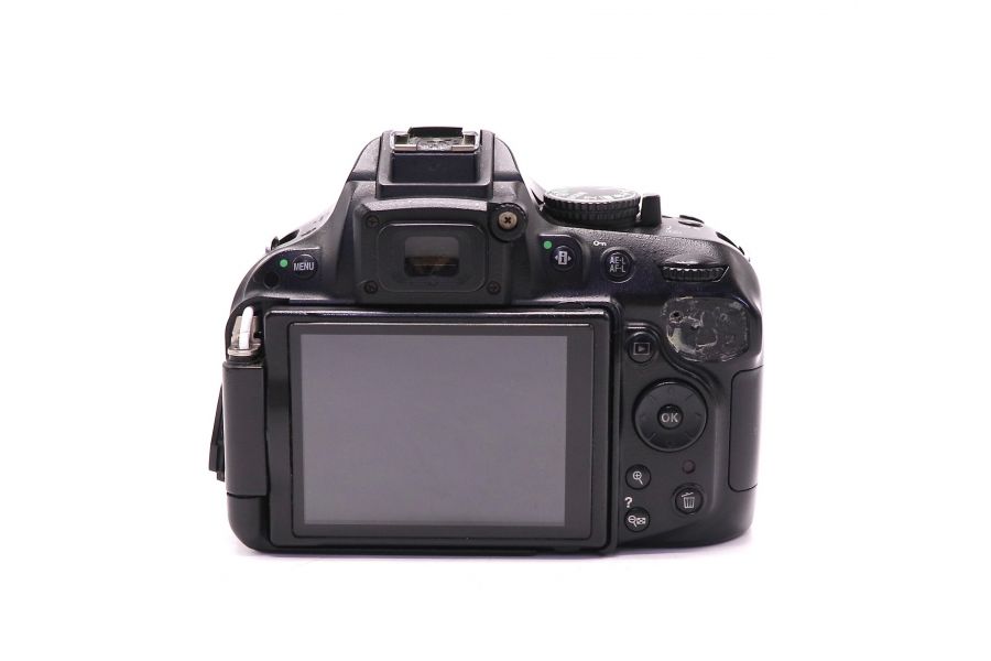 Nikon D5200 body б/у (неисправен)