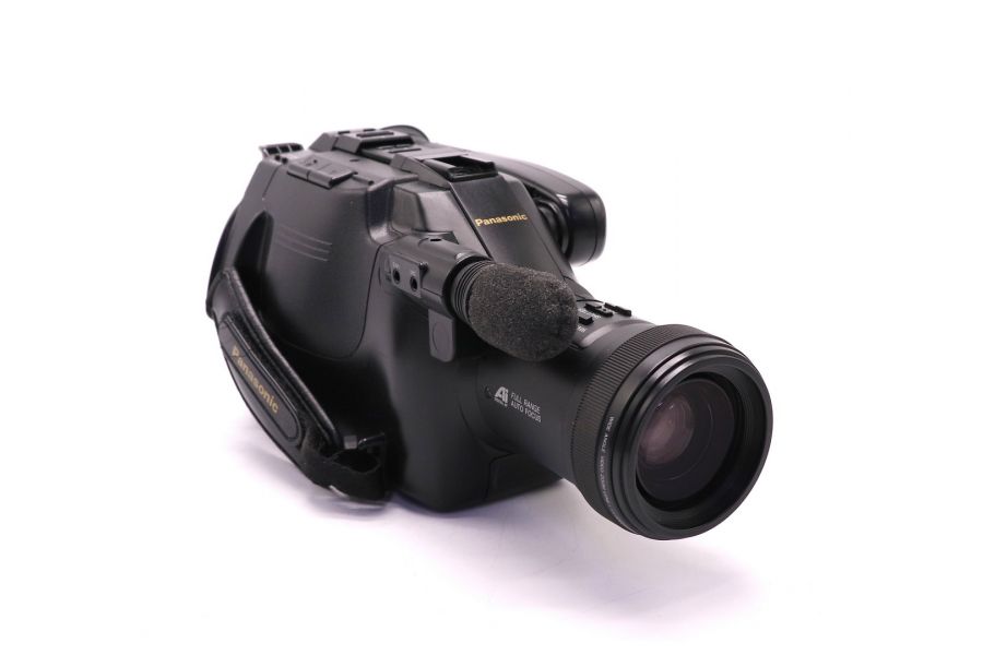 Видеокамера Panasonic NV-G120