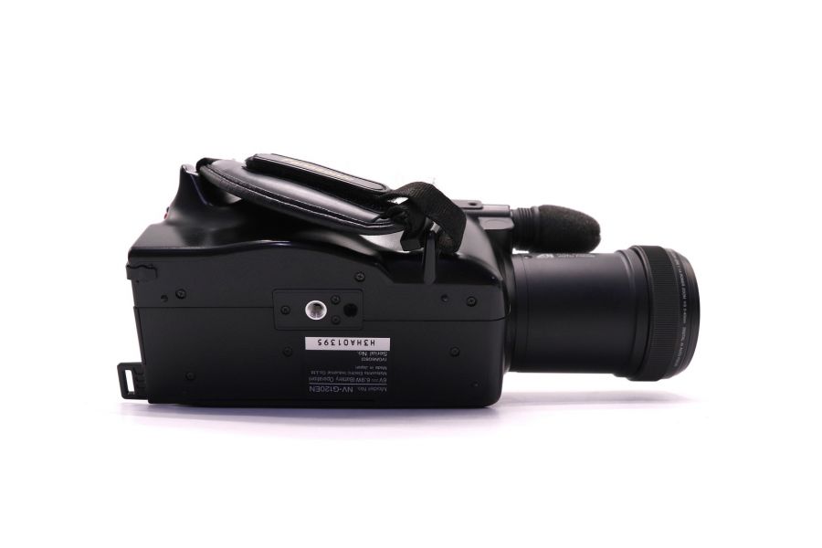 Видеокамера Panasonic NV-G120