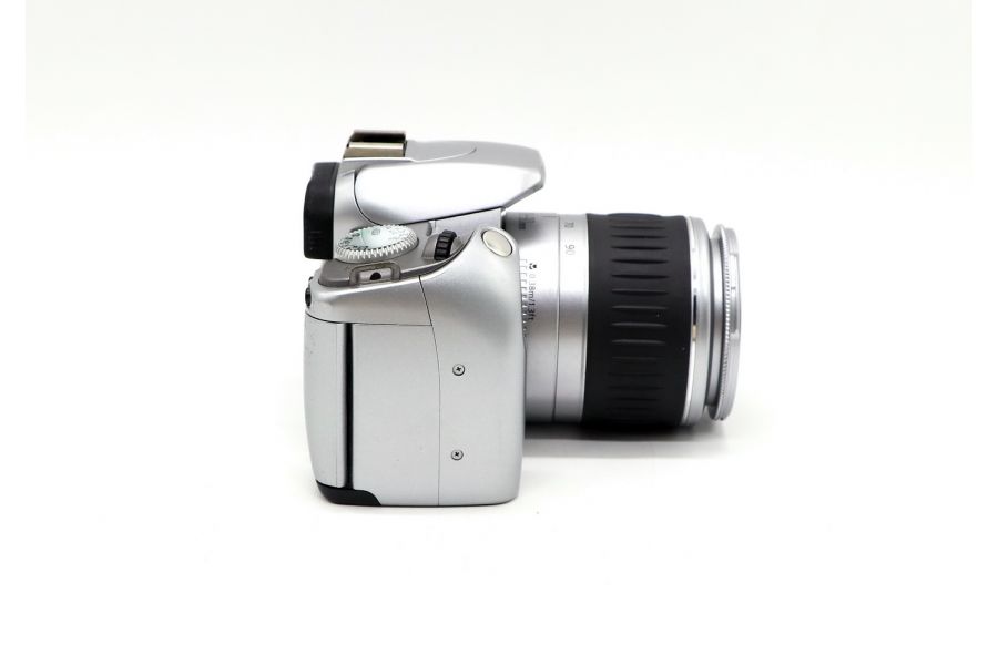 Canon EOS 300v kit 28-90mm (Japan, 2003)