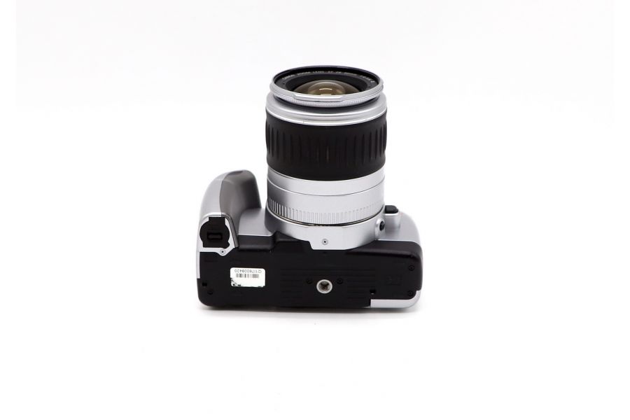 Canon EOS 300v kit 28-90mm (Japan, 2003)