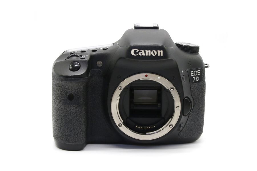 Canon EOS 7D body в упаковке (пробег 133085 кадров)