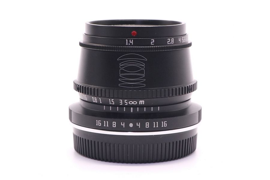 TTartisan 35mm F1.4 APS-C for Micro 4/3 в упаковке