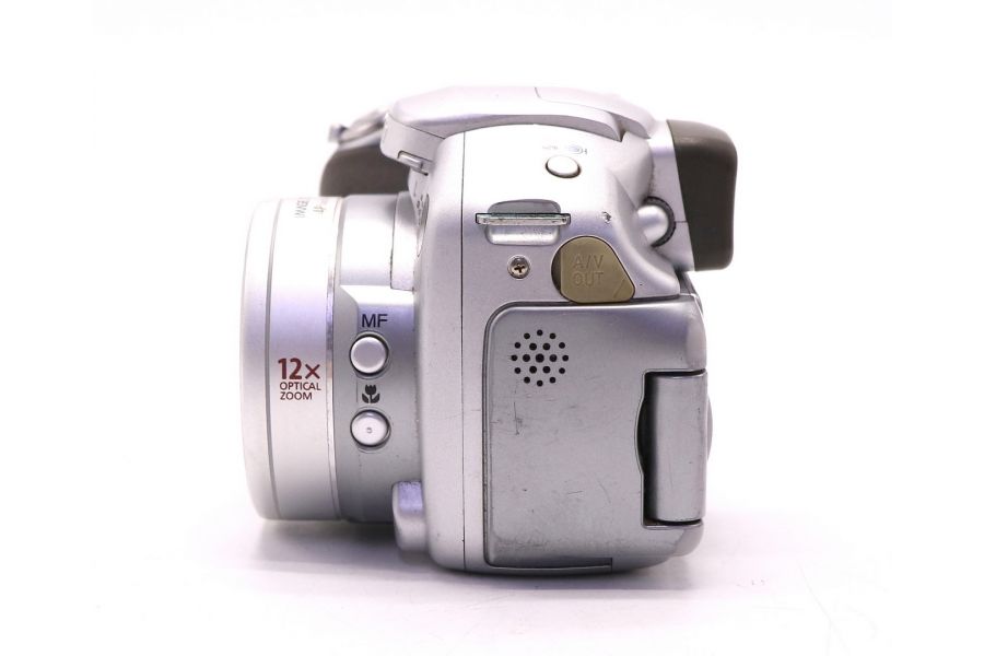 Canon PowerShot S2 IS (Japan, 2011)